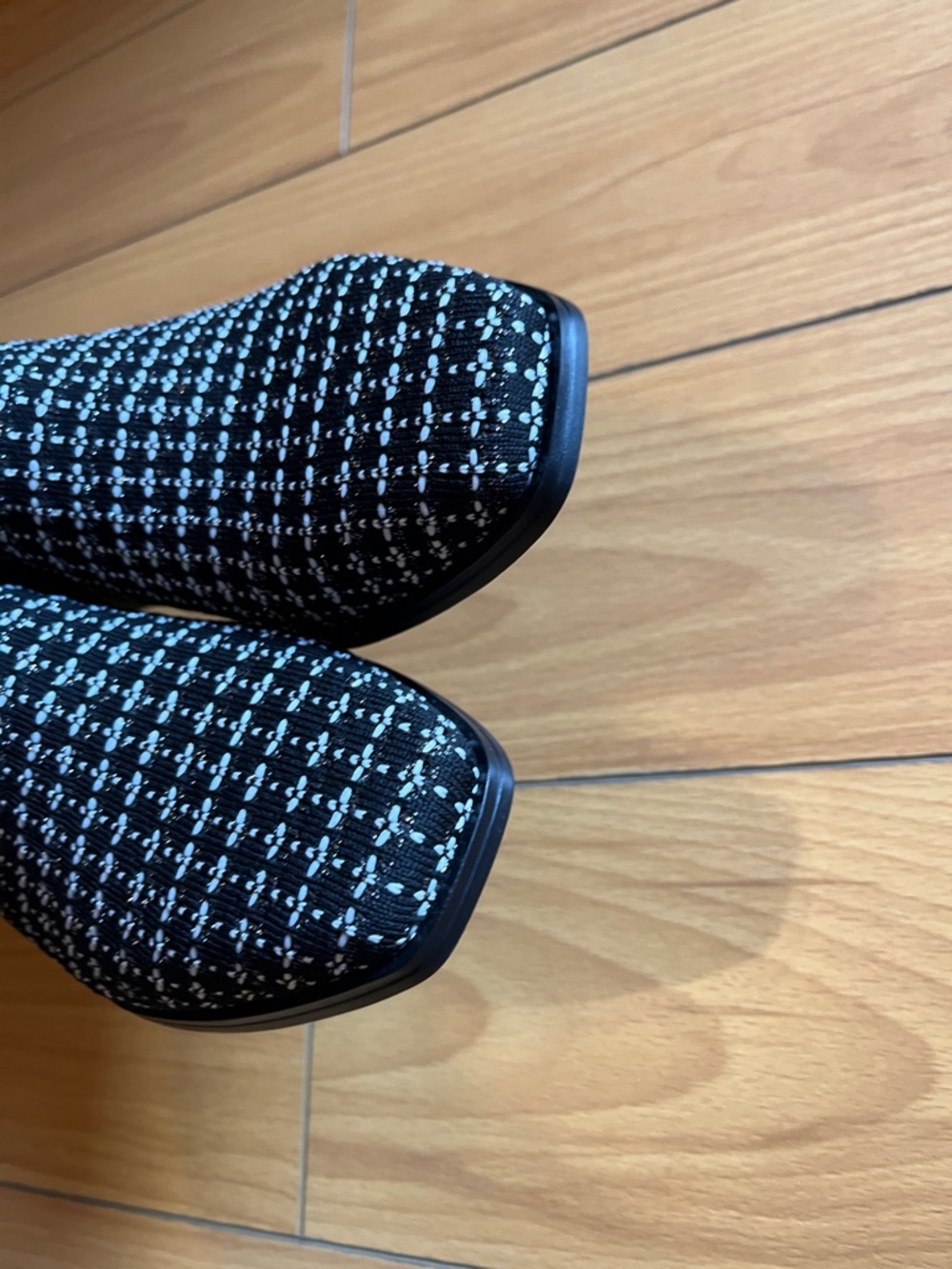 Vivaia Ryan Pro Chelsea boots size 39 - Picture 5 of 7